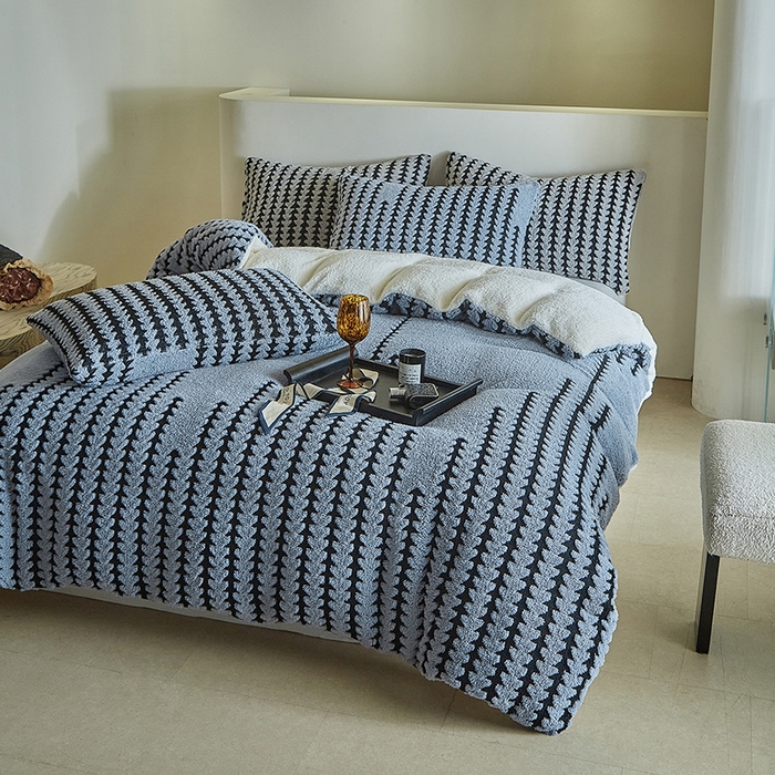 91家纺网 家纺一手货源 找家纺 温宁家纺 2025新款步步高被套毯毛毯盖毯三件套单被套可配枕套 三件套-步步高雾蓝