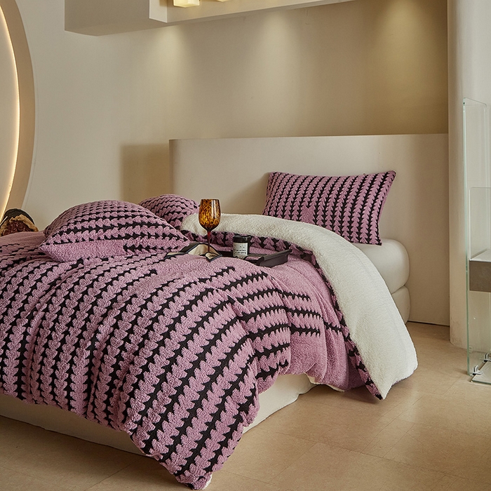 91家纺网 家纺一手货源 找家纺 温宁家纺 2025新款步步高被套毯毛毯盖毯三件套单被套可配枕套 三件套-步步高香芋紫