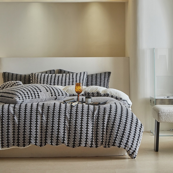 91家纺网 家纺一手货源 找家纺 温宁家纺 2025新款步步高被套毯毛毯盖毯三件套单被套可配枕套 三件套-步步高银灰