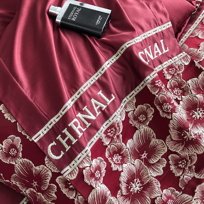 91家纺网 家纺一手货源 找家纺 （总）悦织湾家纺 2025新款水洗冰丝浮雕刺绣四件套-浮雕梅影轻奢时尚三4件套