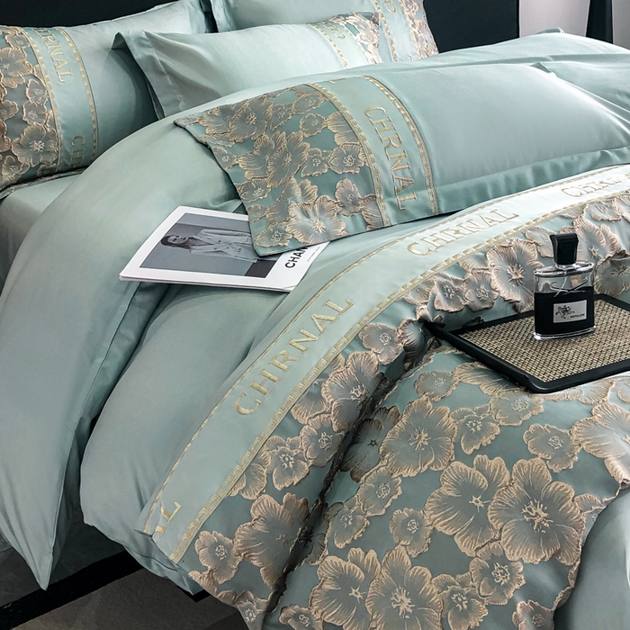 91家纺网 家纺一手货源 找家纺 悦织湾家纺 2025新款水洗冰丝浮雕刺绣四件套-浮雕梅影轻奢时尚三4件套 浮雕梅影-星海蓝