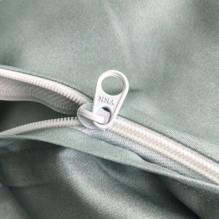 91家纺网 家纺一手货源 找家纺 悦织湾家纺 2025新款水洗冰丝浮雕刺绣四件套-浮雕梅影轻奢时尚三4件套 浮雕梅影-星海蓝