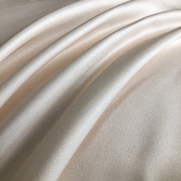 91家纺网 家纺一手货源 找家纺 悦织湾家纺 2025新款水洗冰丝浮雕刺绣四件套-浮雕梅影轻奢时尚三4件套 浮雕梅影-奶昔白