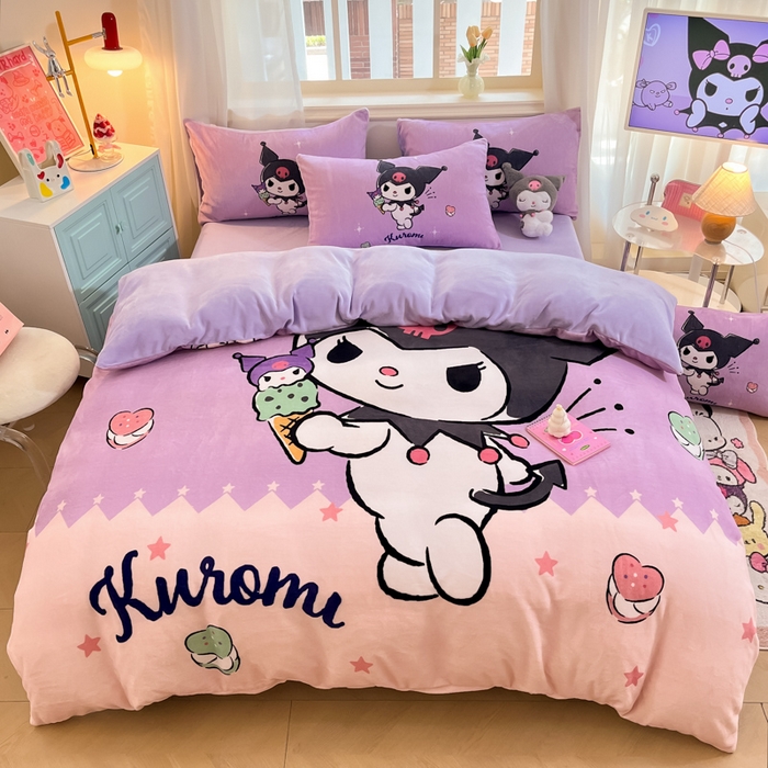 91家纺网 家纺一手货源 找家纺 金爱家 2025新款正版三丽鸥授权大版卡通平网数码印花加厚高克重牛奶绒系列四件套-第一批 绒大版-R冰淇淋甜心库洛米