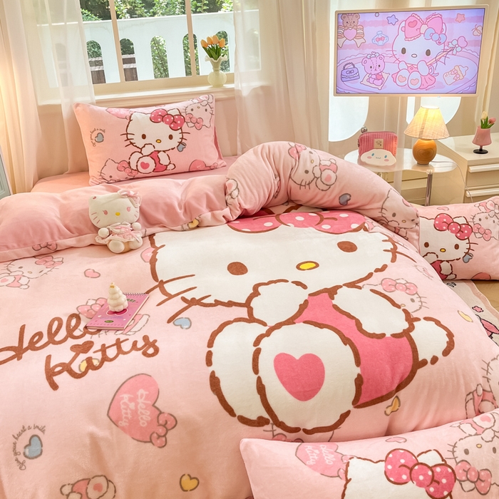 91家纺网 家纺一手货源 找家纺 金爱家 2025新款正版三丽鸥授权大版卡通平网数码印花加厚高克重牛奶绒系列四件套-第一批 绒大版-R粉梦kitty