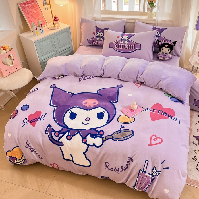 91家纺网 家纺一手货源 找家纺 金爱家 2025新款正版三丽鸥授权大版卡通平网数码印花加厚高克重牛奶绒系列四件套-第一批 绒大版-R乐趣库洛米