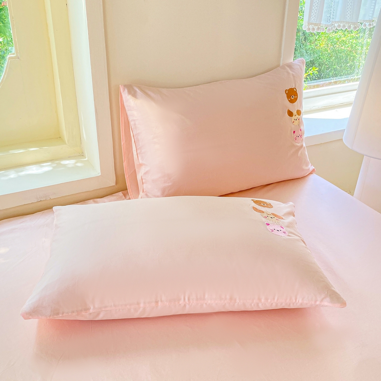 91家纺网 家纺一手货源 找家纺 灰鲸 2025新款全棉刺绣大床床单-懒懒小憩系列 懒懒小憩-粉