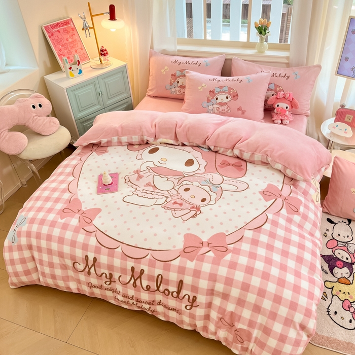 91家纺网 家纺一手货源 找家纺 金爱家 2025新款正版三丽鸥授权大版卡通平网数码印花加厚高克重牛奶绒系列四件套-第一批 绒大版-R美好美乐蒂