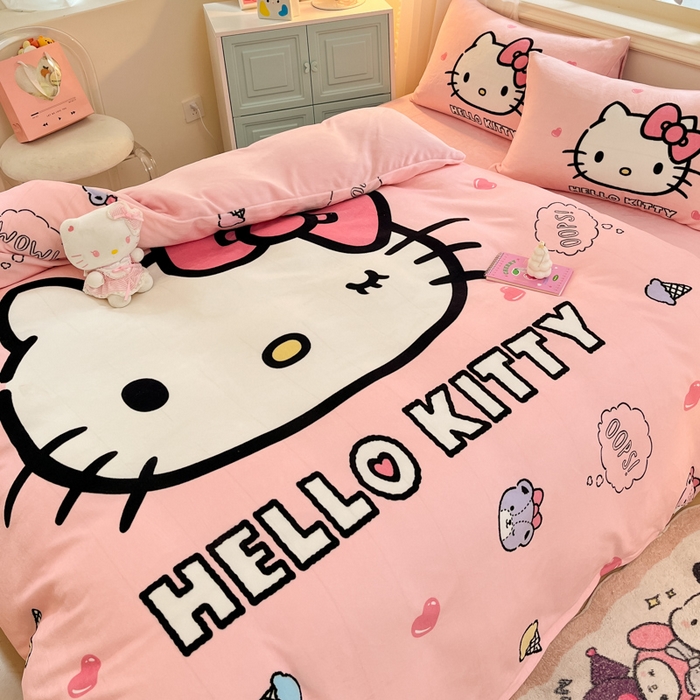 91家纺网 家纺一手货源 找家纺 金爱家 2025新款正版三丽鸥授权大版卡通平网数码印花加厚高克重牛奶绒系列四件套-第一批 绒大版-R美美少女Kitty