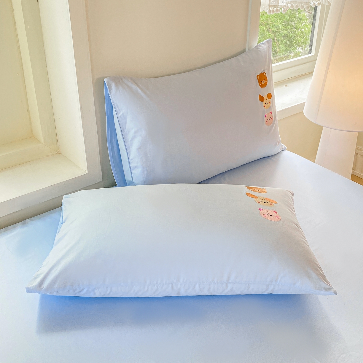 91家纺网 家纺一手货源 找家纺 灰鲸 2025新款全棉刺绣大床床单-懒懒小憩系列 懒懒小憩-蓝