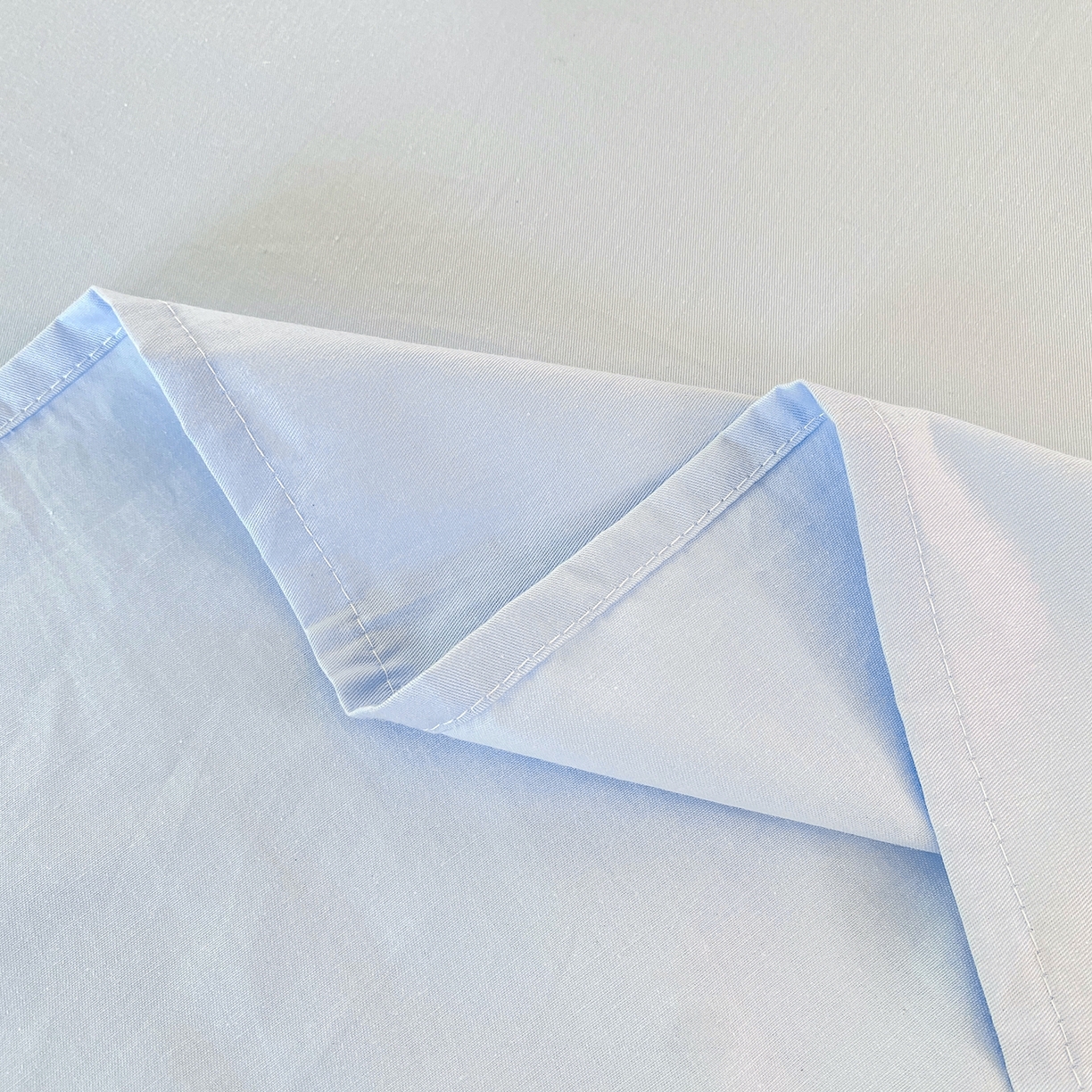 91家纺网 家纺一手货源 找家纺 灰鲸 2025新款全棉刺绣大床床单-懒懒小憩系列 懒懒小憩-蓝