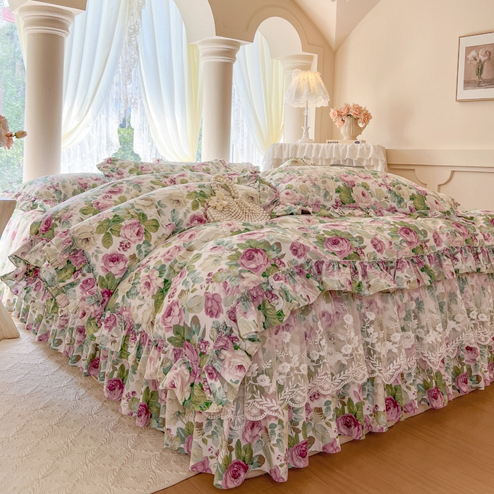 91家纺网 家纺一手货源 找家纺 瑞宝 2025新款13372全棉印花花边床裙四件套 爱丽丝