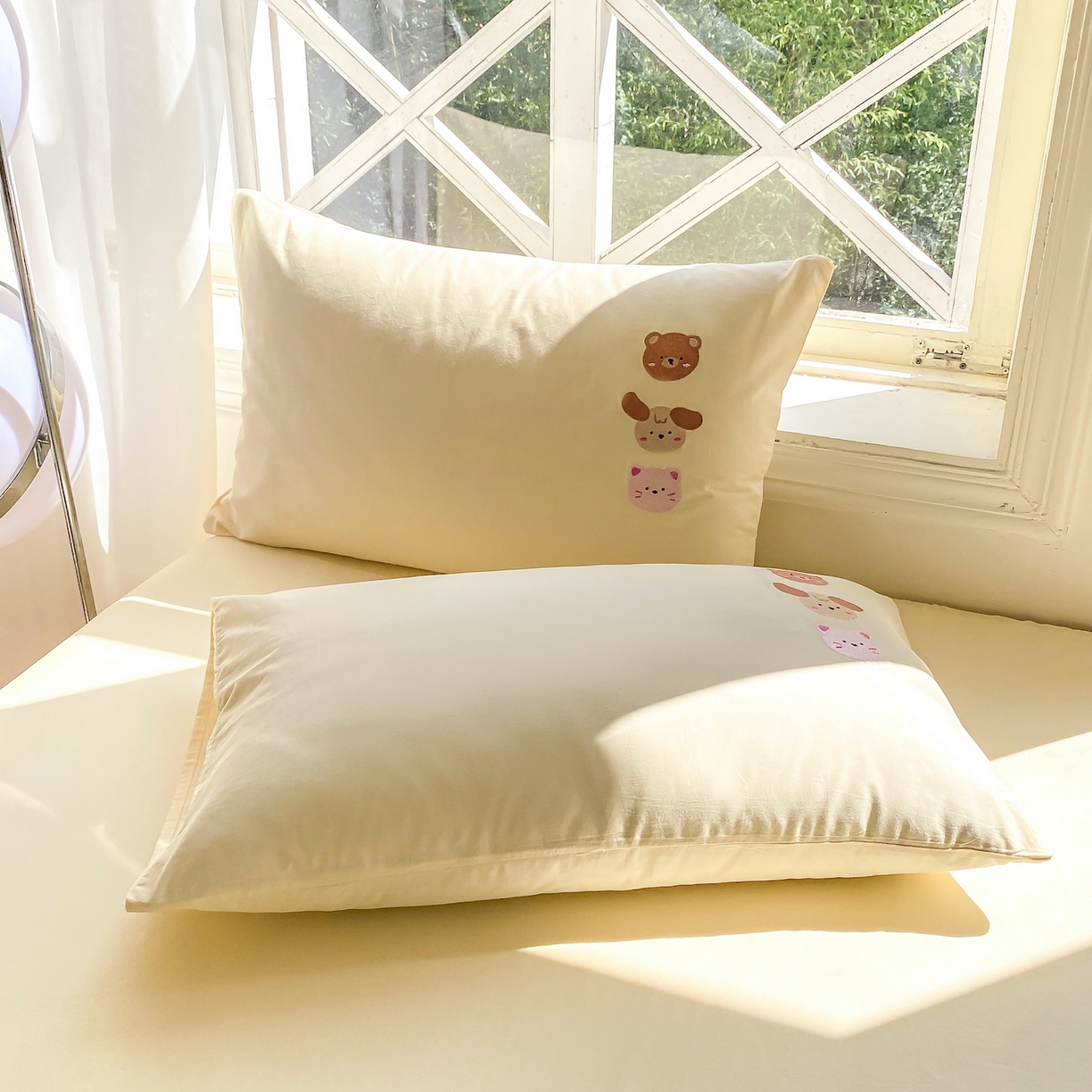 91家纺网 家纺一手货源 找家纺 （总）灰鲸 2025新款全棉刺绣大床床笠-懒懒小憩系列