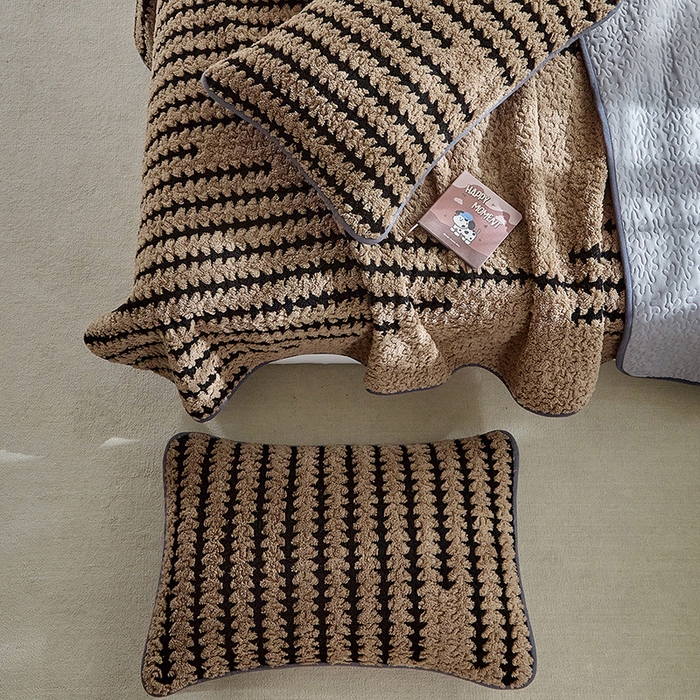 91家纺网 家纺一手货源 找家纺 （总）温宁家纺 2025新款步步高床盖三件套