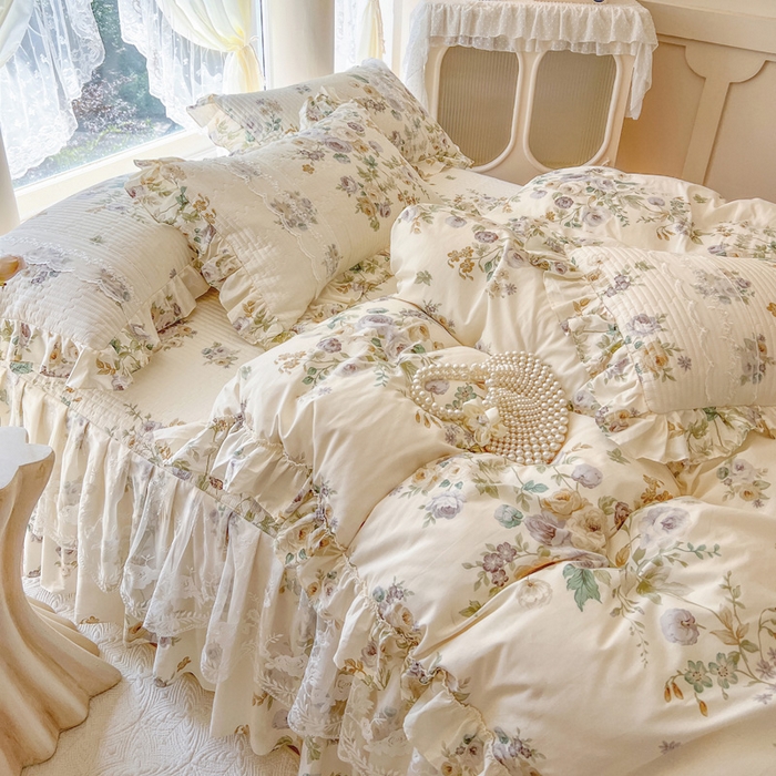 91家纺网 家纺一手货源 找家纺 瑞宝 2025新款13372全棉印花花边床裙四件套 浪漫花芷