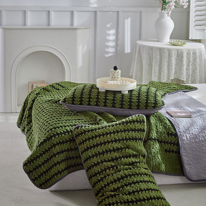 91家纺网 家纺一手货源 找家纺 温宁家纺 2025新款步步高床盖三件套 床盖-步步高军绿