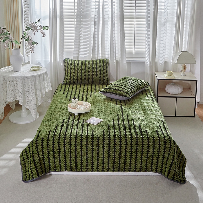 91家纺网 家纺一手货源 找家纺 温宁家纺 2025新款步步高床盖三件套 床盖-步步高军绿