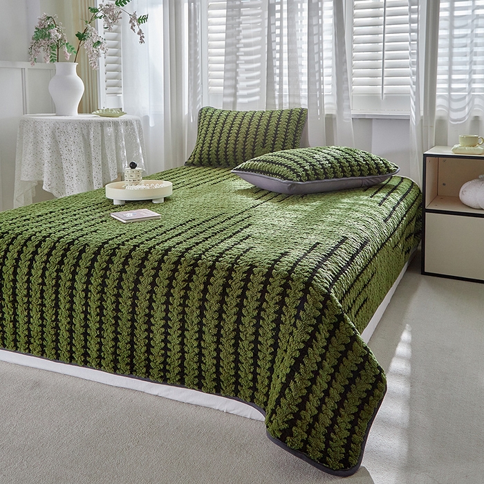 91家纺网 家纺一手货源 找家纺 温宁家纺 2025新款步步高床盖三件套 床盖-步步高军绿