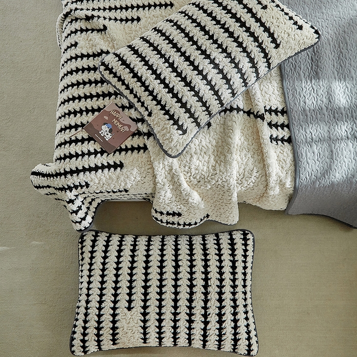 91家纺网 家纺一手货源 找家纺 温宁家纺 2025新款步步高床盖三件套 床盖-步步高米白