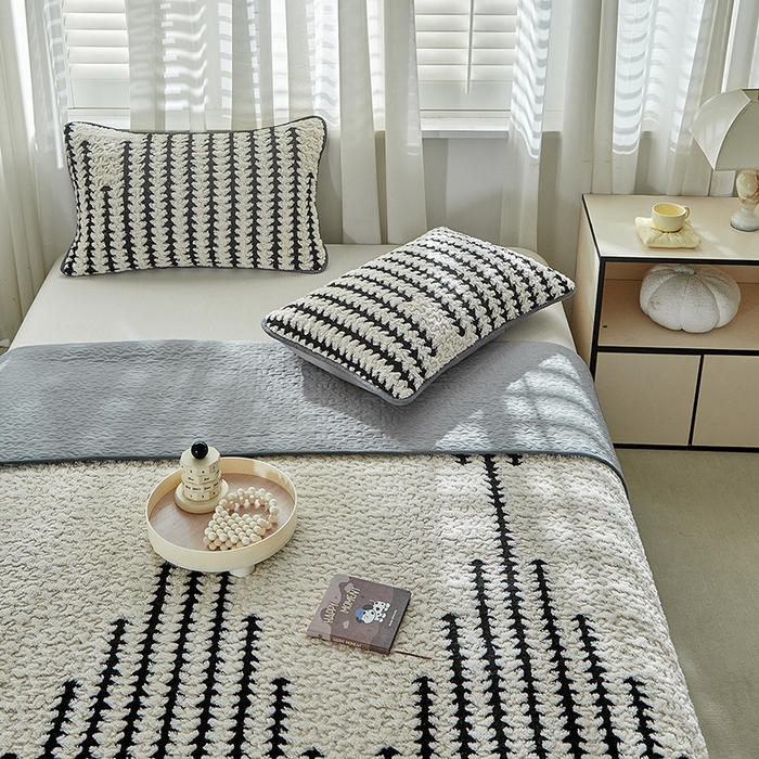 91家纺网 家纺一手货源 找家纺 温宁家纺 2025新款步步高床盖三件套 床盖-步步高米白