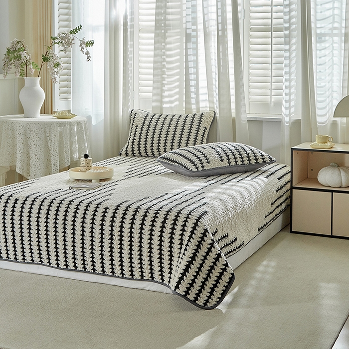 91家纺网 家纺一手货源 找家纺 温宁家纺 2025新款步步高床盖三件套 床盖-步步高米白