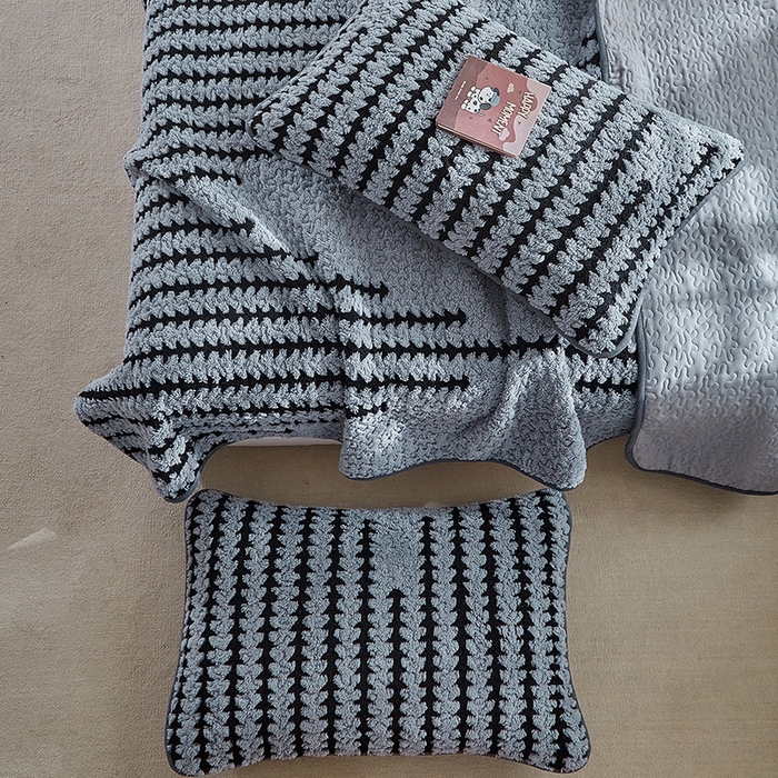 91家纺网 家纺一手货源 找家纺 温宁家纺 2025新款步步高床盖三件套 床盖-步步高雾蓝