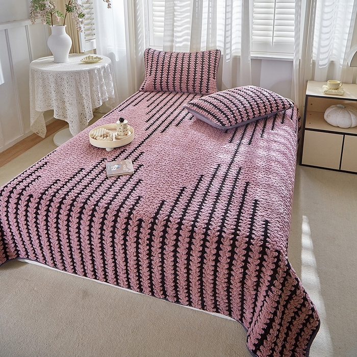 91家纺网 家纺一手货源 找家纺 温宁家纺 2025新款步步高床盖三件套 床盖-步步高香芋紫