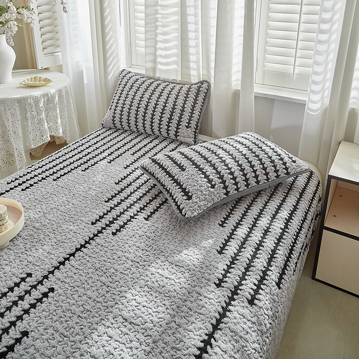 91家纺网 家纺一手货源 找家纺 温宁家纺 2025新款步步高床盖三件套 床盖-步步高银灰