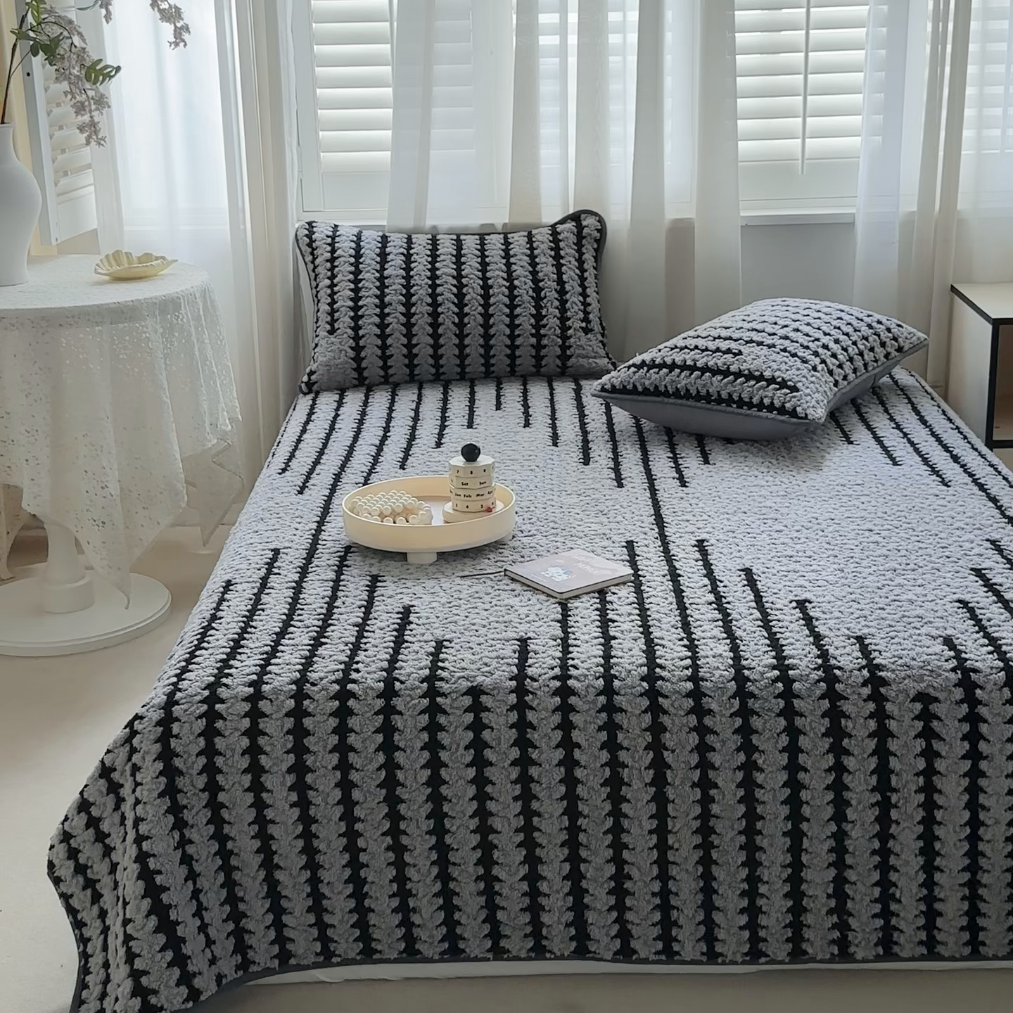 91家纺网 家纺一手货源 找家纺 温宁家纺 2025新款步步高床盖三件套 床盖-步步高银灰