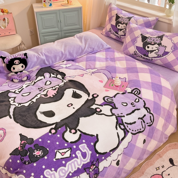 91家纺网 家纺一手货源 找家纺 金爱家 2025新款正版三丽鸥授权大版卡通平网数码印花加厚高克重牛奶绒系列四件套-第一批 绒大版-R糖果库洛米