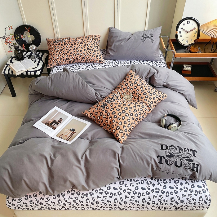 91家纺网 家纺一手货源 找家纺 （总）炫拼家纺 2025新款丝蕴系列全棉纯棉磨毛绣花蝴蝶结豹纹纯棉四件套-丝蕴