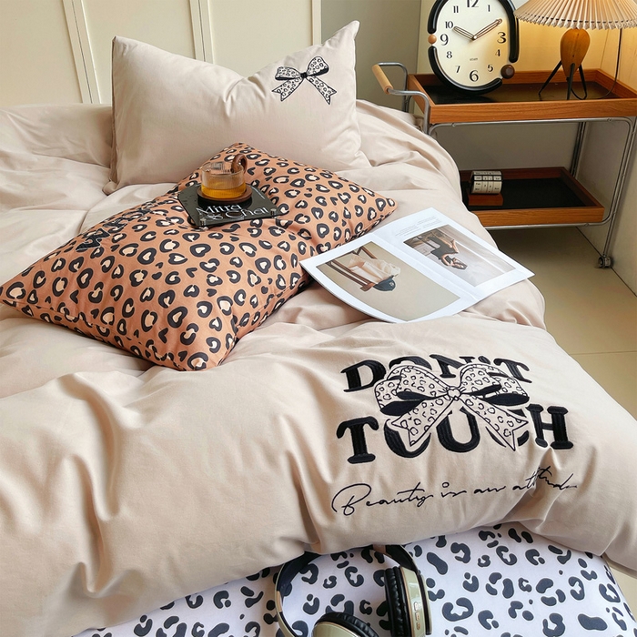 炫拼家纺 2026新款丝蕴系列全棉纯棉磨毛绣花蝴蝶结豹纹纯棉四件套-丝蕴 丝蕴-半糖主义