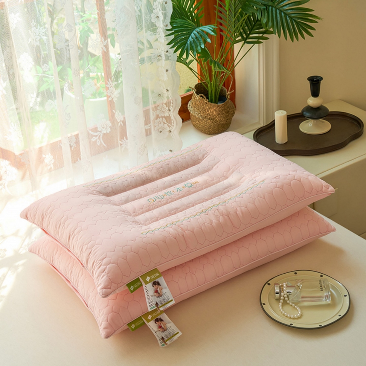 91家纺网 家纺一手货源 找家纺 晚儿 2025新款负离子仙丝本草枕头枕芯 粉色