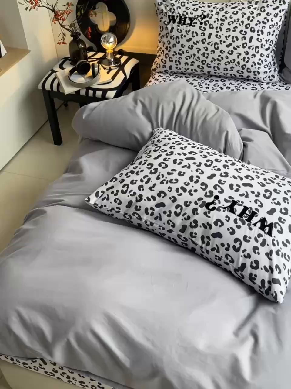 91家纺网 家纺一手货源 找家纺 炫拼家纺 2026新款丝蕴系列全棉纯棉磨毛绣花蝴蝶结豹纹纯棉四件套-丝蕴 丝蕴-蓝色记忆