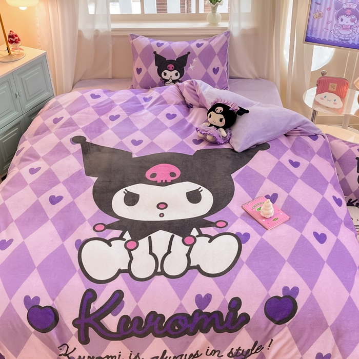 91家纺网 家纺一手货源 找家纺 金爱家 2025新款正版三丽鸥授权大版卡通平网数码印花加厚高克重牛奶绒系列四件套-第一批 绒大版-R桃心美美库洛米