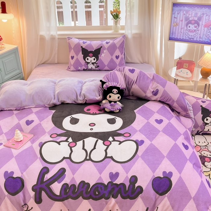 91家纺网 家纺一手货源 找家纺 金爱家 2025新款正版三丽鸥授权大版卡通平网数码印花加厚高克重牛奶绒系列四件套-第一批 绒大版-R桃心美美库洛米