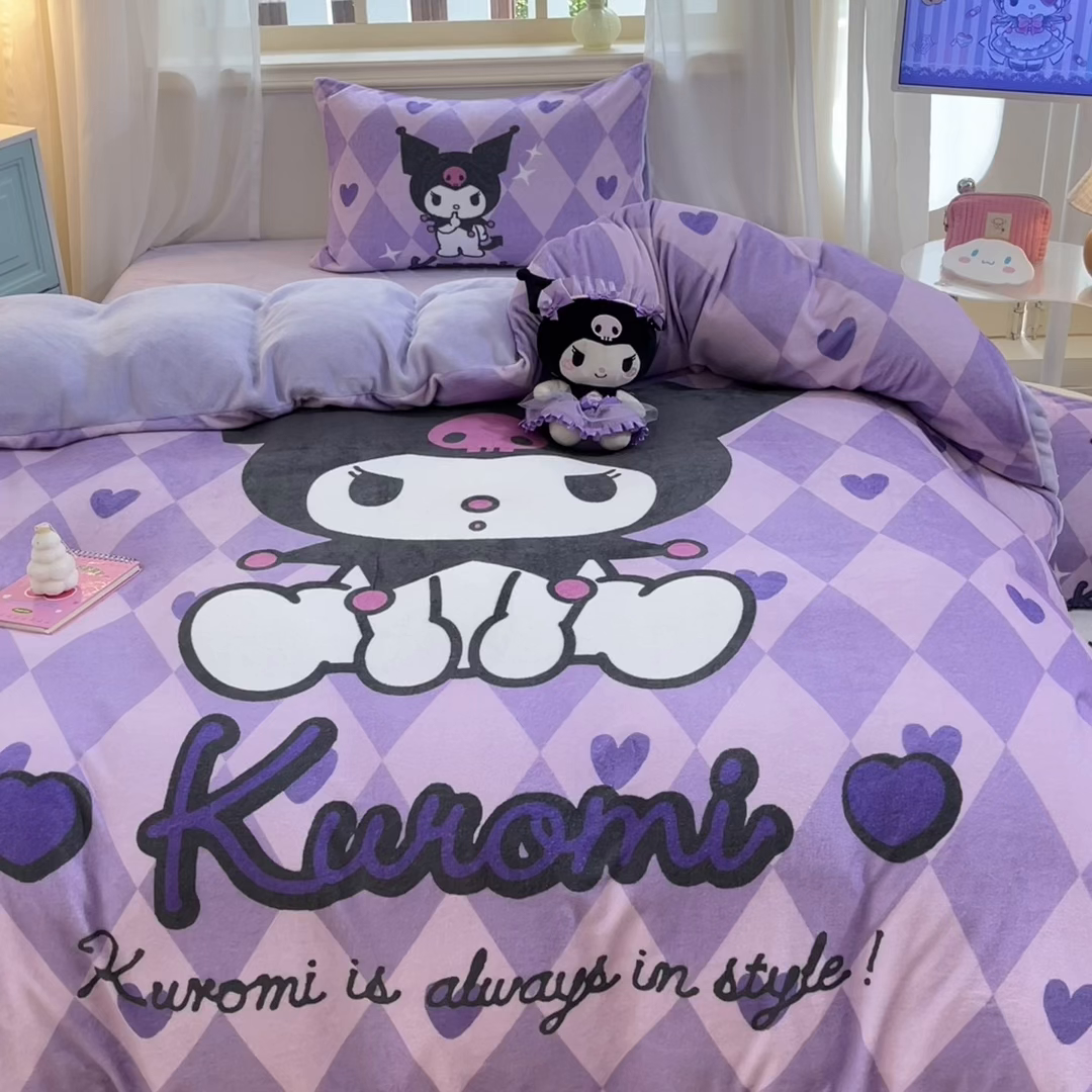 91家纺网 家纺一手货源 找家纺 金爱家 2025新款正版三丽鸥授权大版卡通平网数码印花加厚高克重牛奶绒系列四件套-第一批 绒大版-R桃心美美库洛米