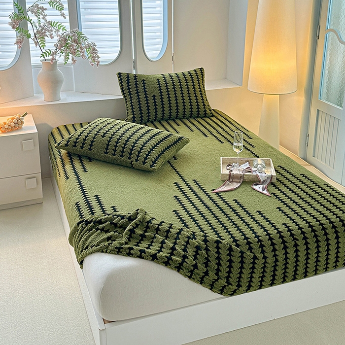 91家纺网 家纺一手货源 找家纺 温宁家纺 2025新款步步高床笠 床笠-步步高军绿