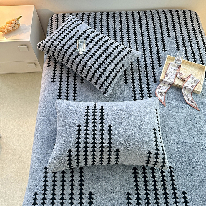 91家纺网 家纺一手货源 找家纺 温宁家纺 2025新款步步高床笠 床笠-步步高雾蓝