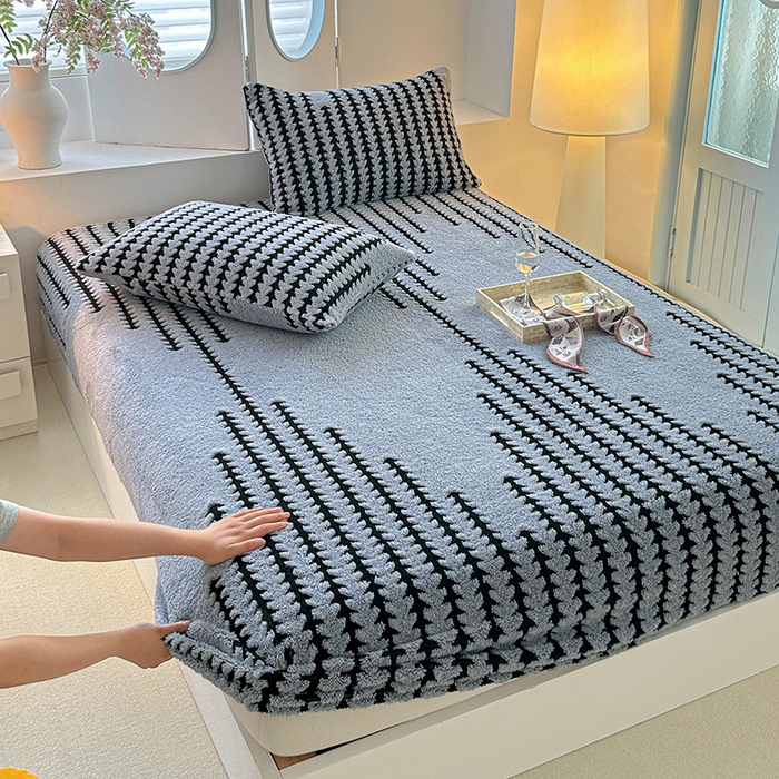 91家纺网 家纺一手货源 找家纺 温宁家纺 2025新款步步高床笠 床笠-步步高雾蓝