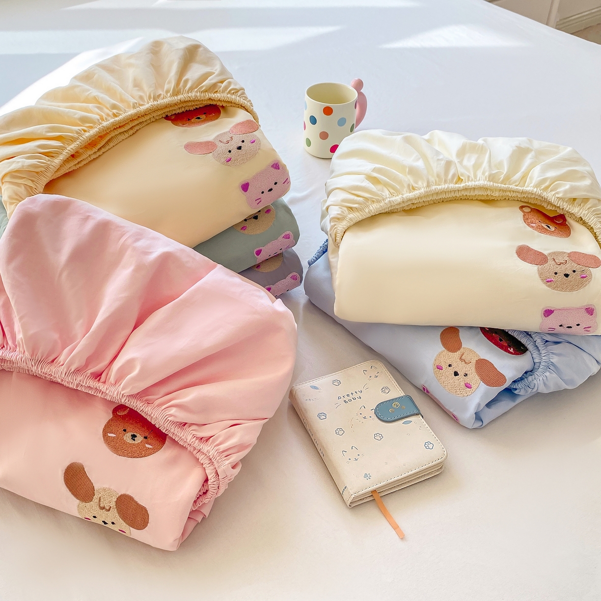 91家纺网 家纺一手货源 找家纺 （总）灰鲸 2025新款全棉刺绣大床床笠-懒懒小憩系列