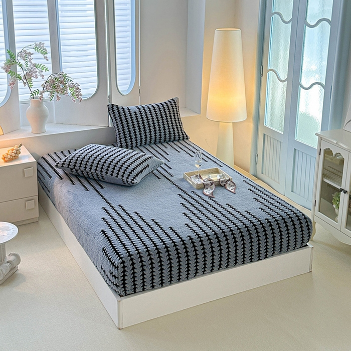 91家纺网 家纺一手货源 找家纺 温宁家纺 2025新款步步高床笠 床笠-步步高雾蓝