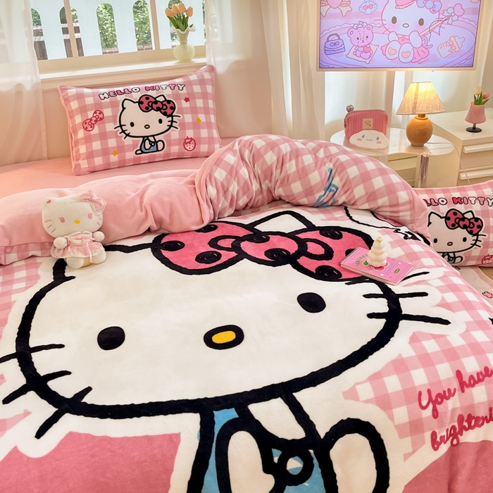 91家纺网 家纺一手货源 找家纺 金爱家 2025新款正版三丽鸥授权大版卡通平网数码印花加厚高克重牛奶绒系列四件套-第一批 绒大版-R甜甜粉格kitty