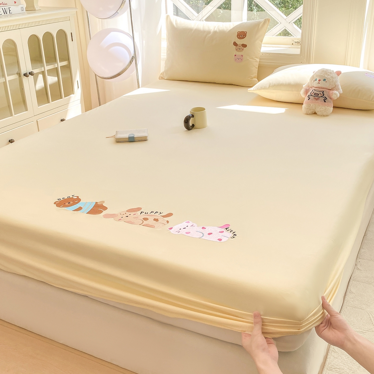 91家纺网 家纺一手货源 找家纺 灰鲸 2025新款全棉刺绣大床床笠-懒懒小憩系列 懒懒小憩-黄