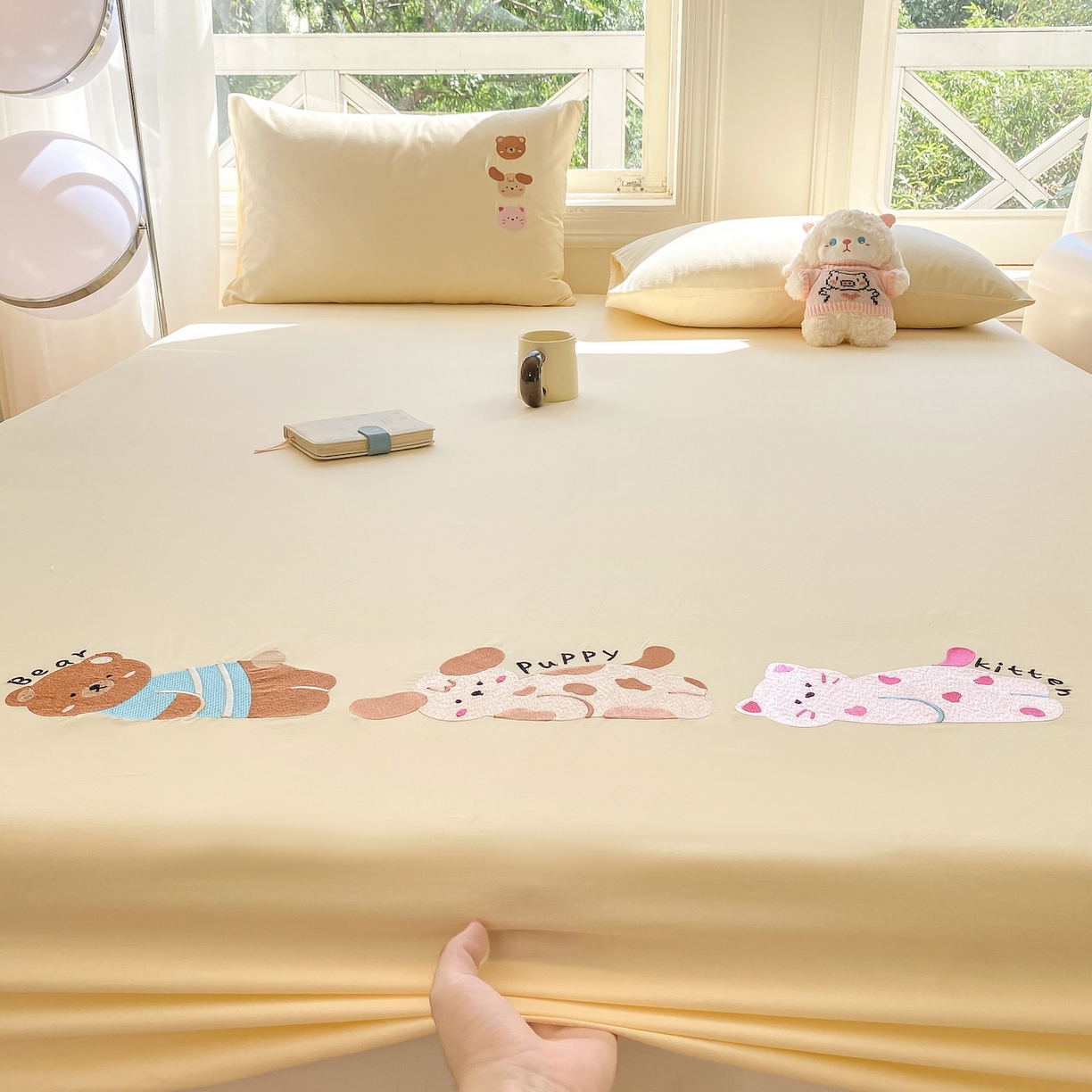 91家纺网 家纺一手货源 找家纺 灰鲸 2025新款全棉刺绣大床床笠-懒懒小憩系列 懒懒小憩-黄