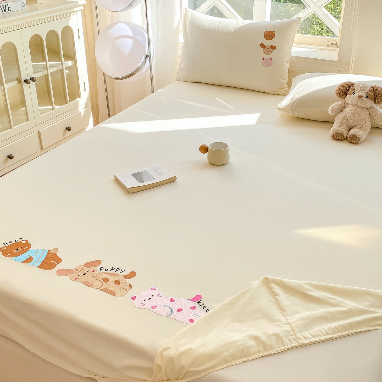 91家纺网 家纺一手货源 找家纺 灰鲸 2025新款全棉刺绣大床床笠-懒懒小憩系列 懒懒小憩-白