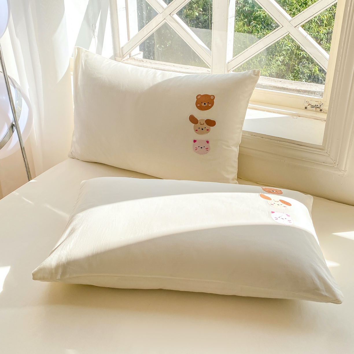 91家纺网 家纺一手货源 找家纺 灰鲸 2025新款全棉刺绣大床床笠-懒懒小憩系列 懒懒小憩-白