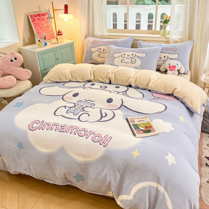 金爱家 2025新款正版三丽鸥授权大版卡通平网数码印花加厚高克重牛奶绒系列四件套-第一批 绒大版-R云朵玩偶大耳狗