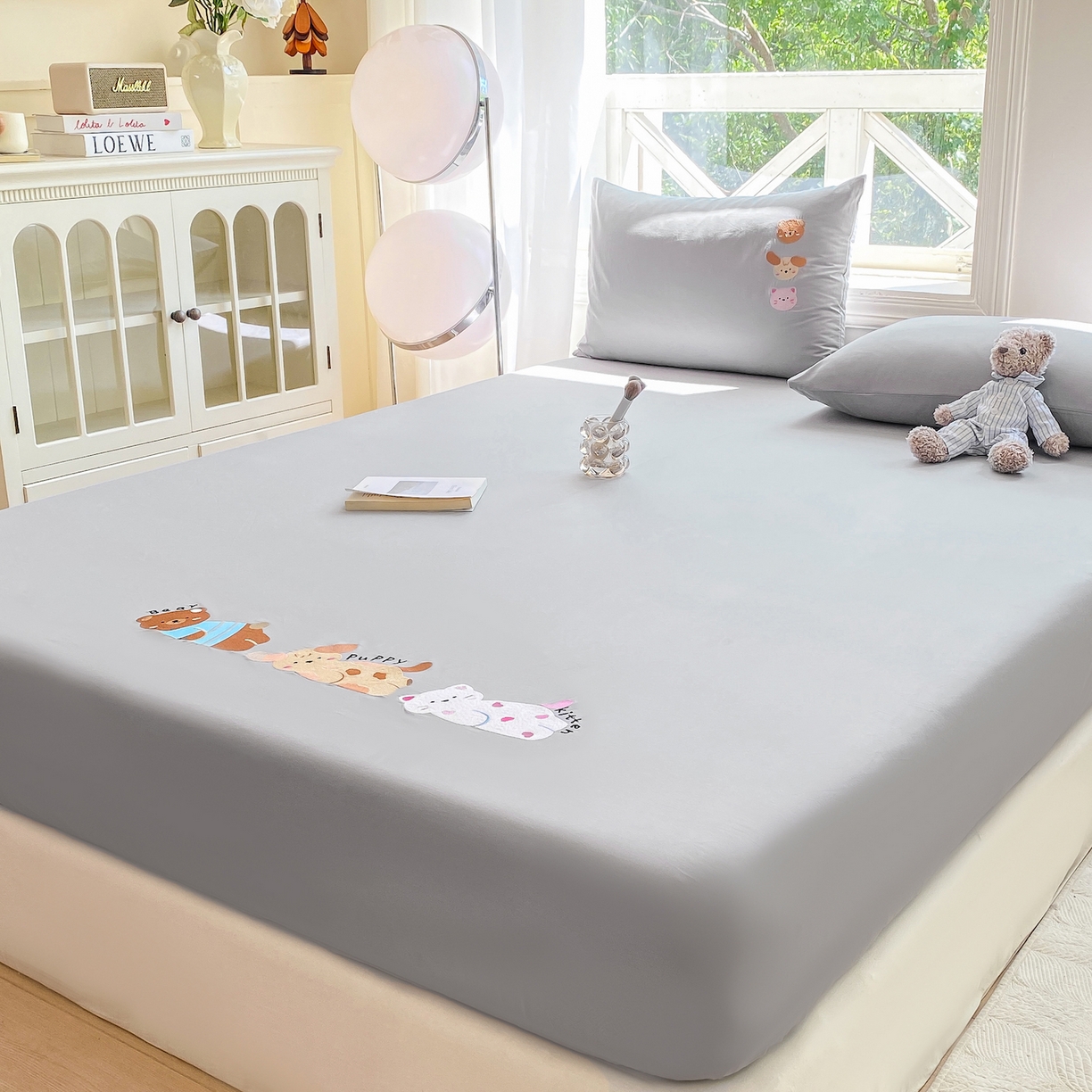 91家纺网 家纺一手货源 找家纺 灰鲸 2025新款全棉刺绣大床床笠-懒懒小憩系列 懒懒小憩-灰