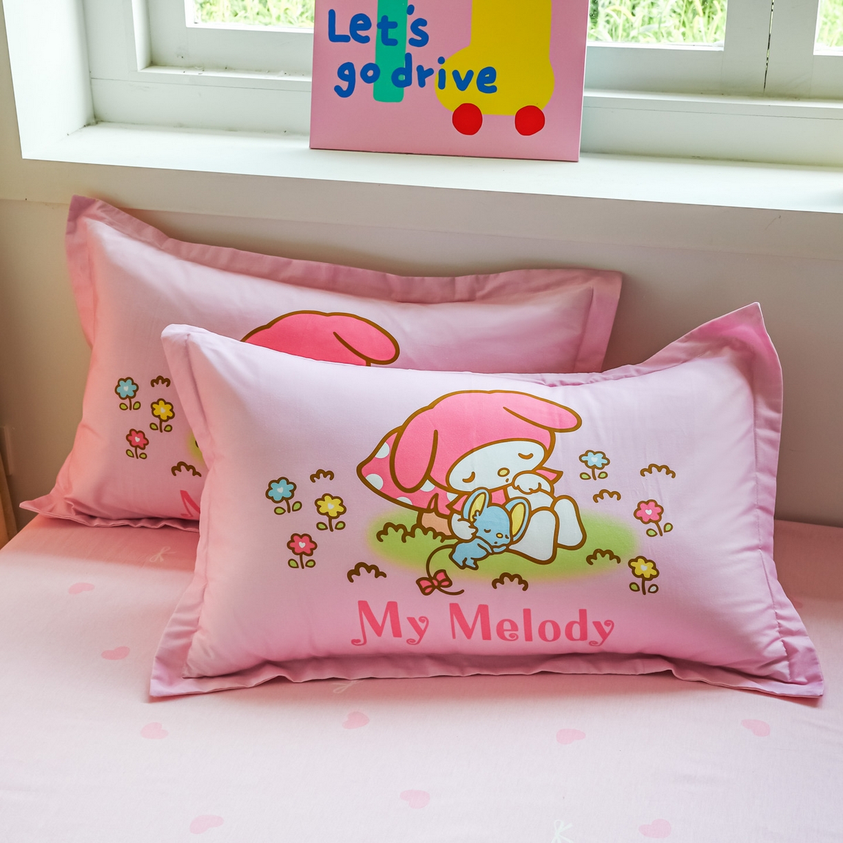 91家纺网 家纺一手货源 找家纺 浩诚 2025新款三丽鸥专版大版纯棉三件套四件套 花园派对